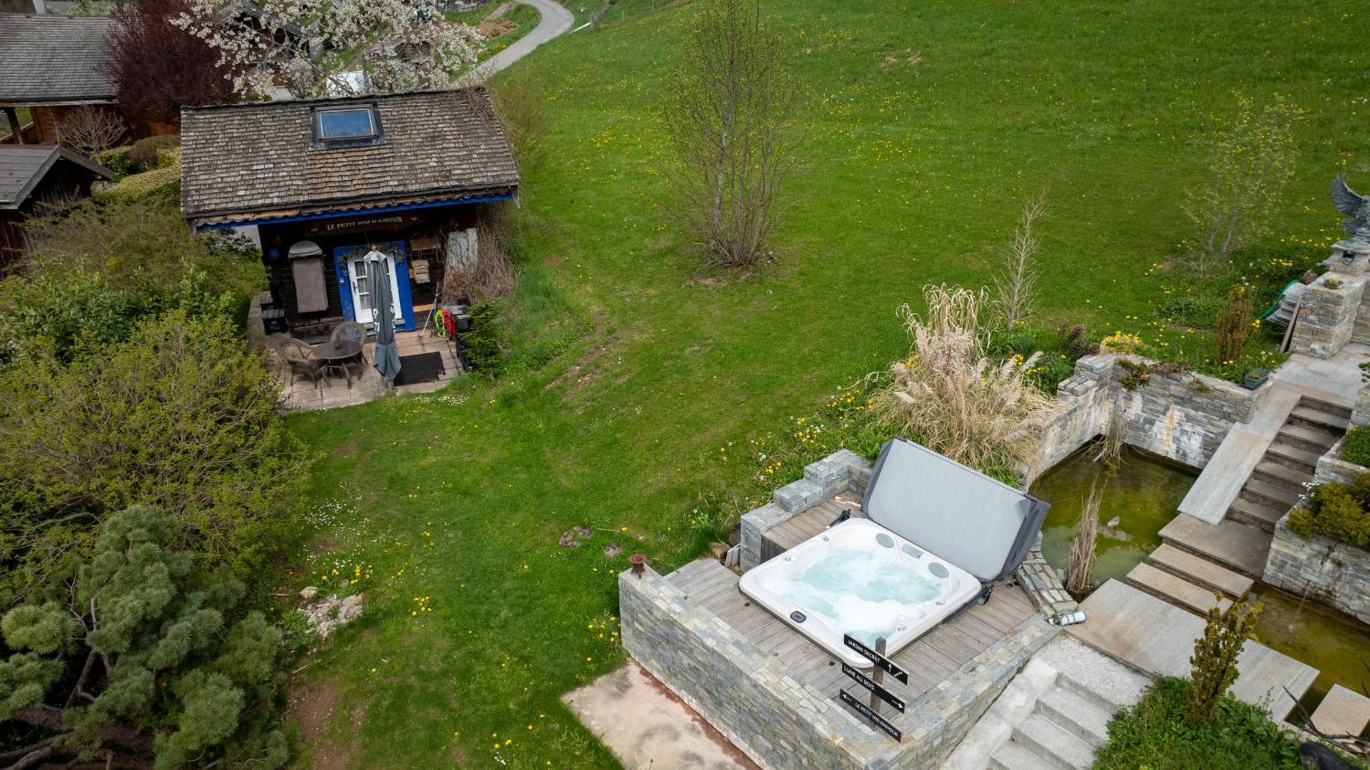 Micro-Lodge, Le Petit Nid D'Amour Montriond Ngoại thất bức ảnh
